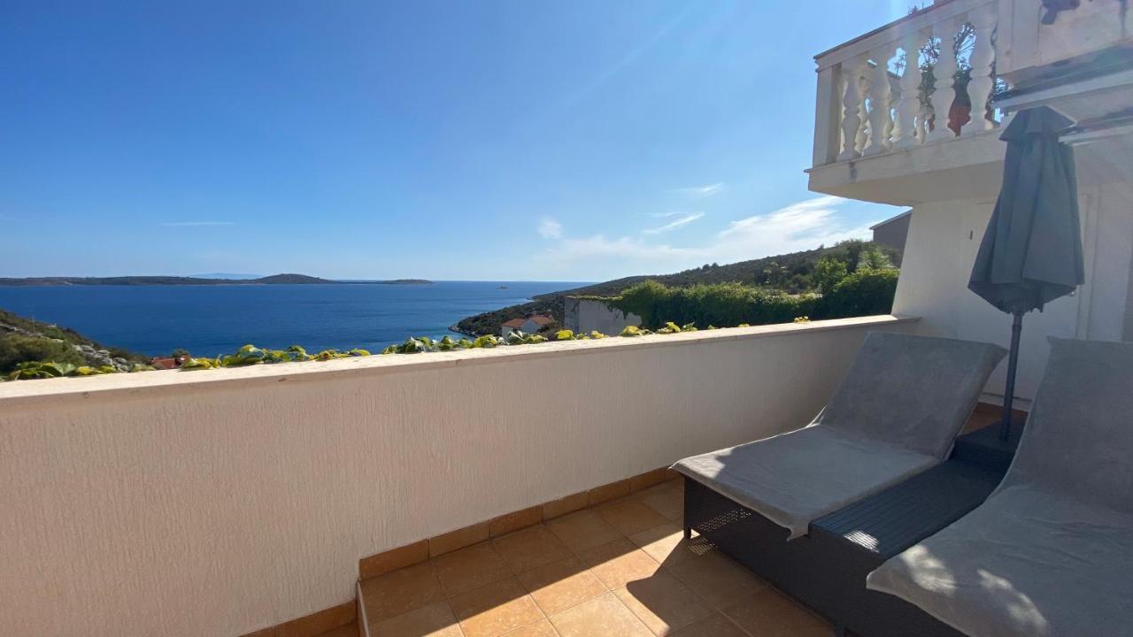 Apartments Jasmina Винишче Экстерьер фото